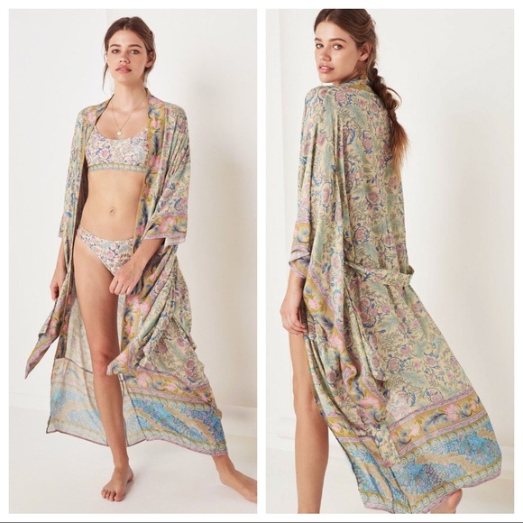 TheBoldBohemian Other - 5⭐️ FAV BESTSELLER NEW OASIS FLORAL KIMONO COVERUP ROBE